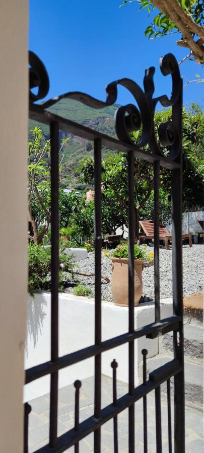 Bed and Breakfast Antica Dimora Santa Marina Salina Exterior foto