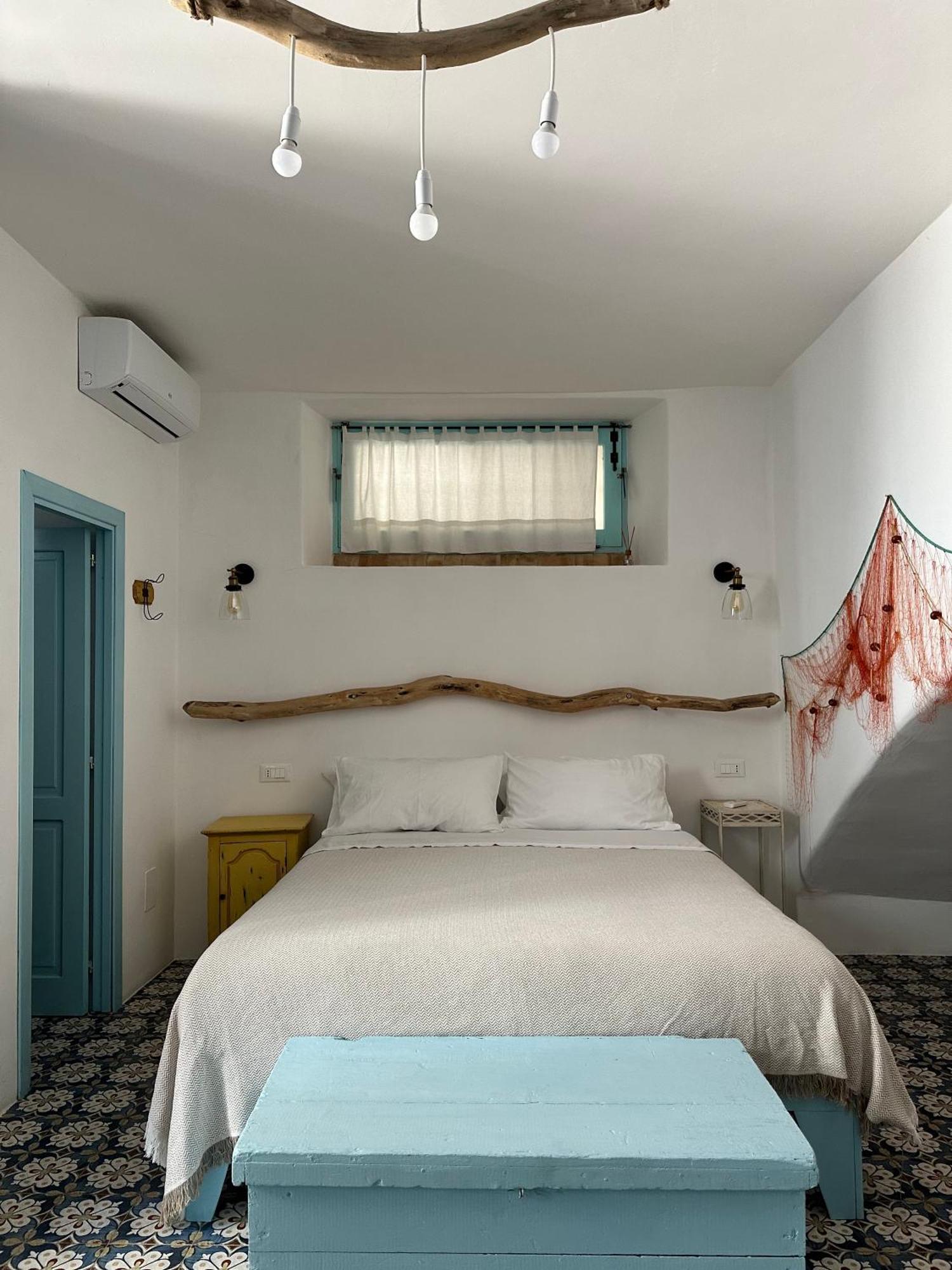 Bed and Breakfast Antica Dimora Santa Marina Salina Exterior foto