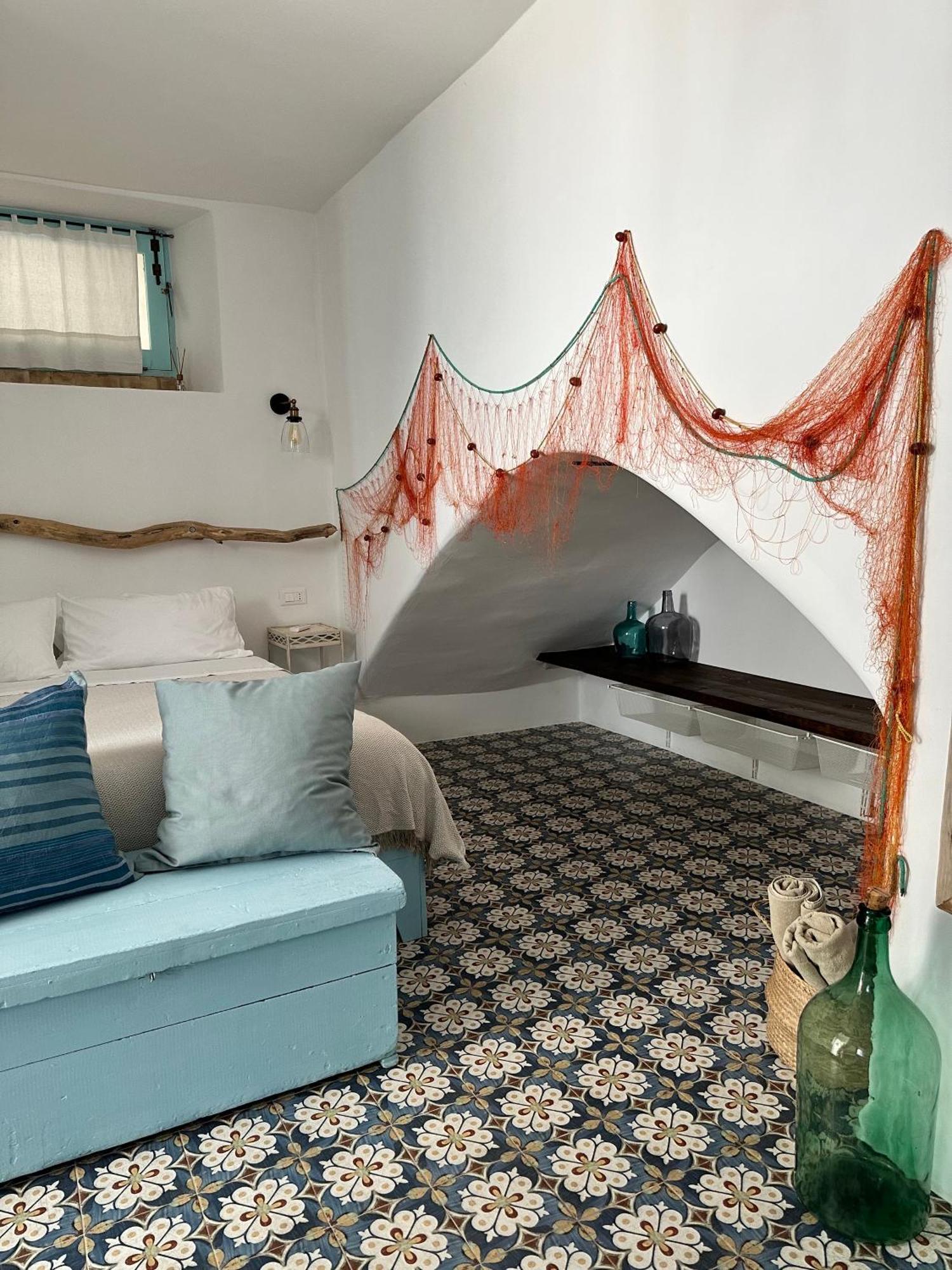Bed and Breakfast Antica Dimora Santa Marina Salina Exterior foto